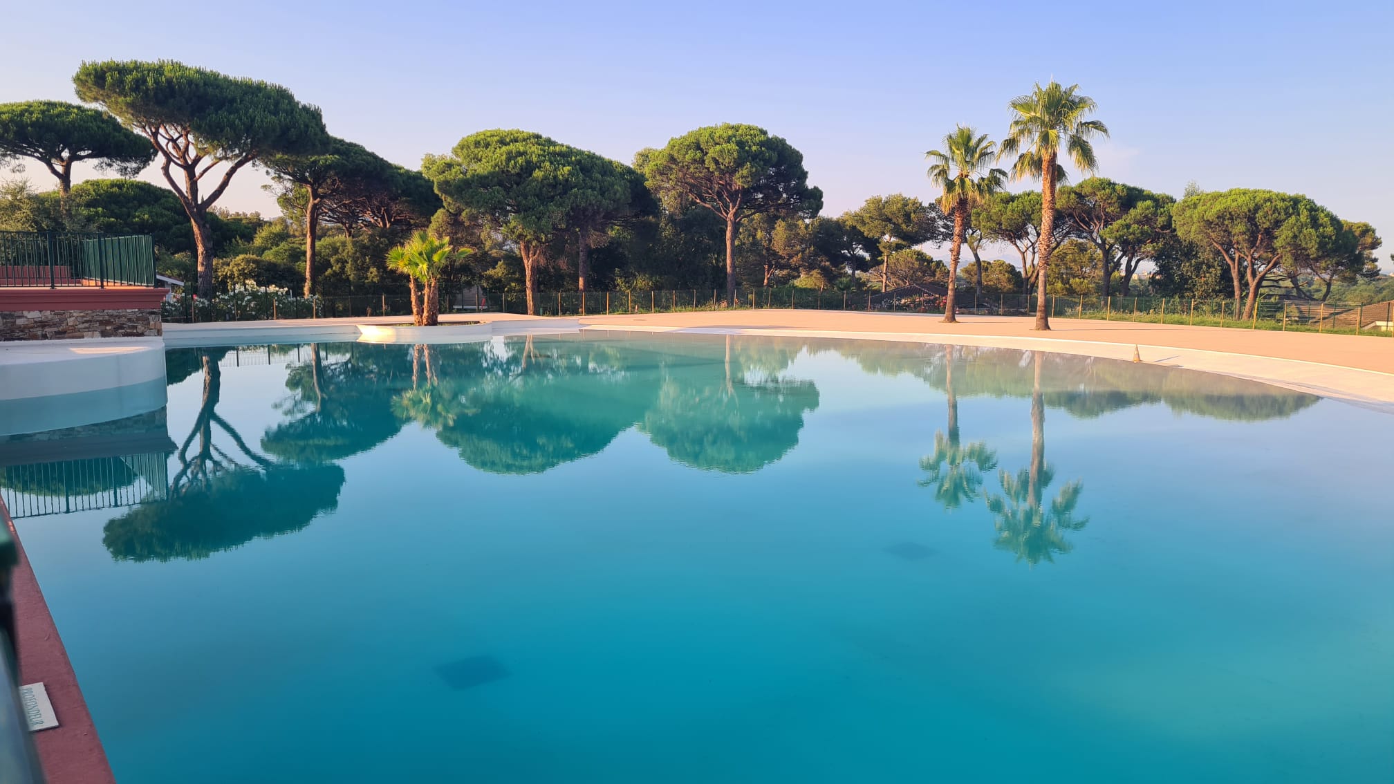 Pool Ansicht 1